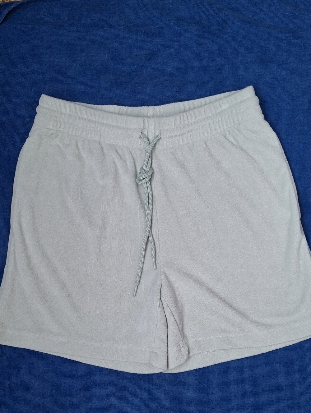 ARITZIA Tna Towel Terry Boyfrien Shorts Size Small Light Green